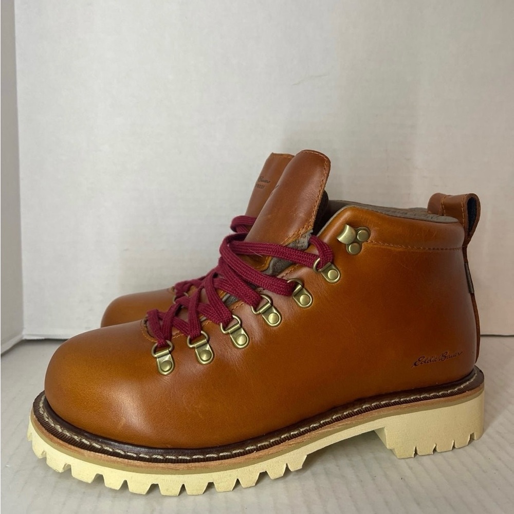 Eddie Bauer women’s hiking boots